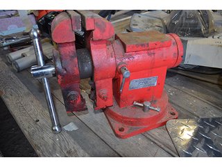 Property photo 104 - LARGE EQUIPMENT & PERSONAL PROPERTY AUCTION IN DEKALB COUNTY, INDIANA